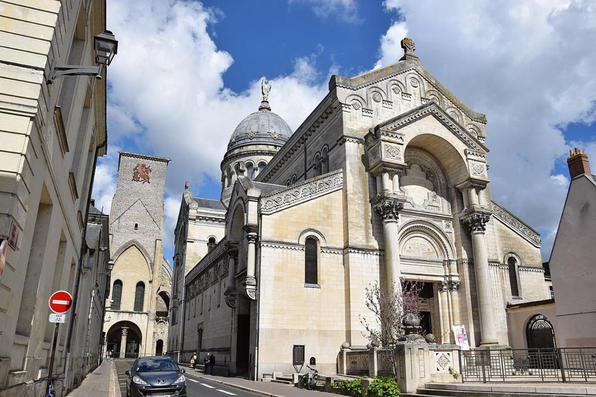 Le Saint Martin / Cathedrale Daire Tours Dış mekan fotoğraf